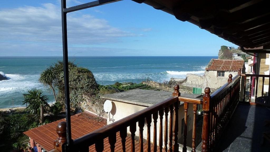 Hotel Itxas Gain Getaria Ruang foto