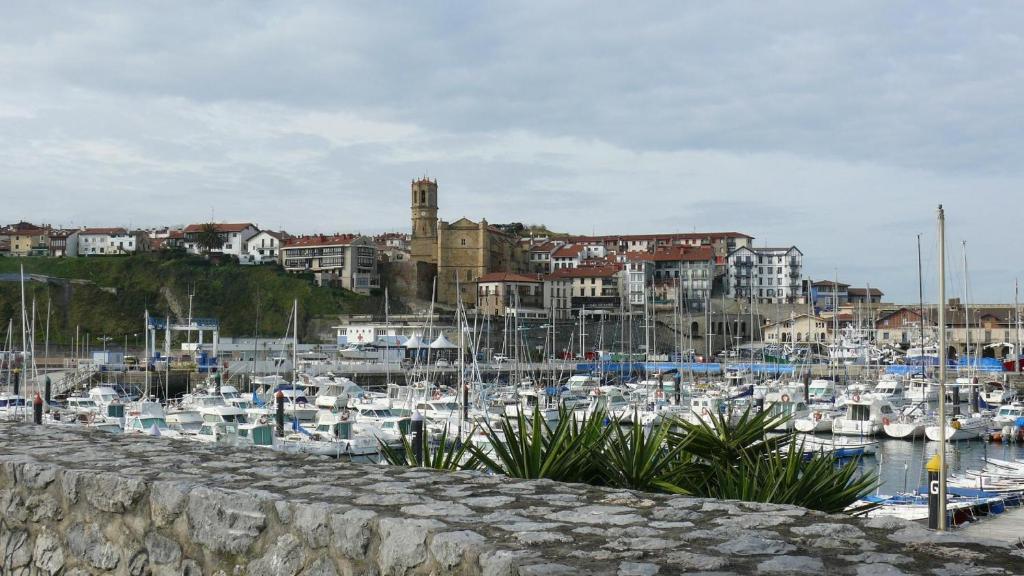 Hotel Itxas Gain Getaria Bagian luar foto