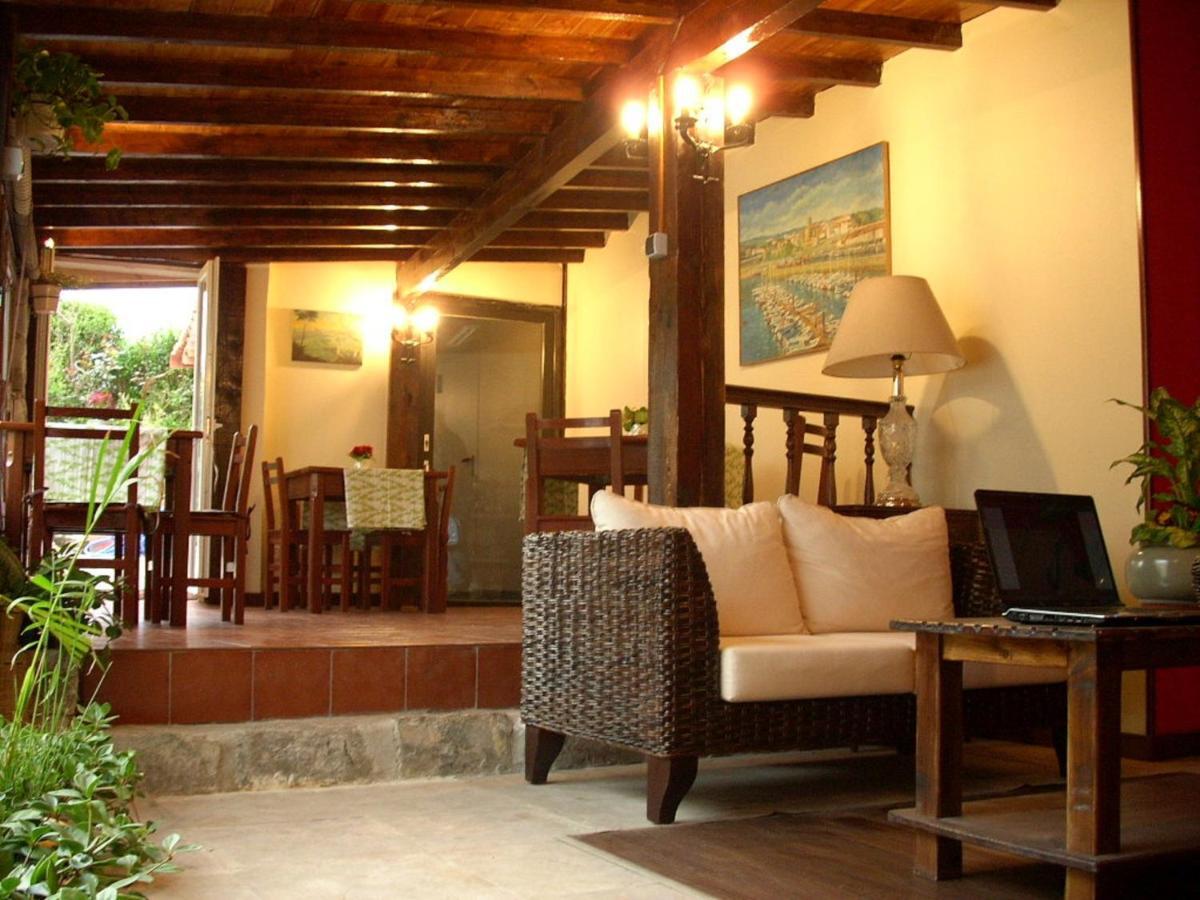Hotel Itxas Gain Getaria Bagian luar foto
